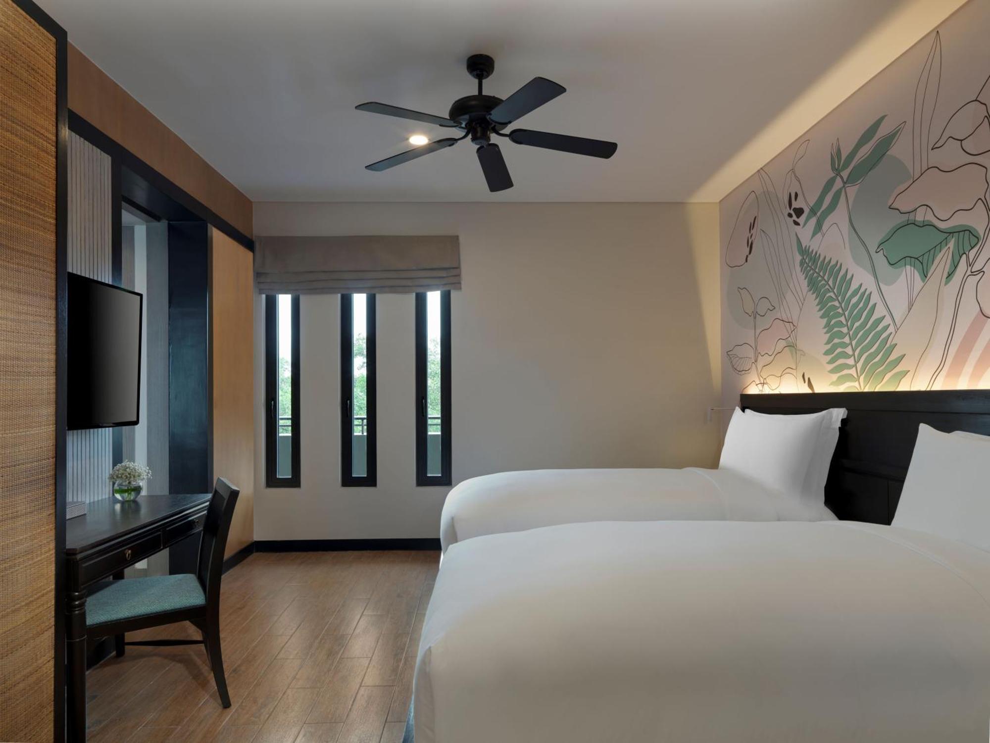 Avani Plus Mai Khao Phuket Suites Esterno foto