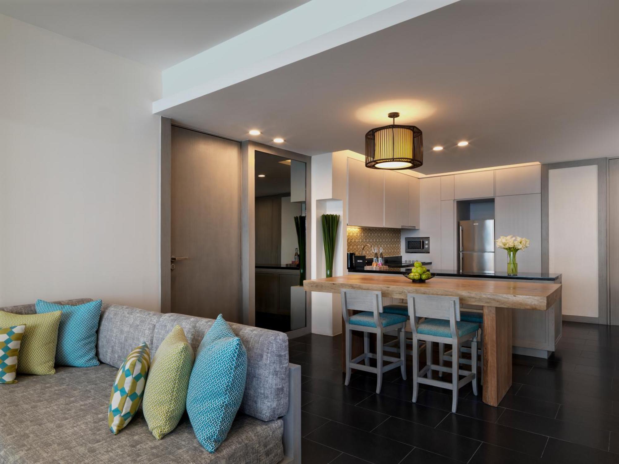 Avani Plus Mai Khao Phuket Suites Esterno foto